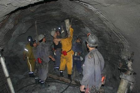 扎鲁特工程爆破中的危险因素分析以及应对工程爆破危险的措施